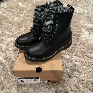 Brand new Doc Martens, 1460 Serena black size 9 women’s fur-lined authentic